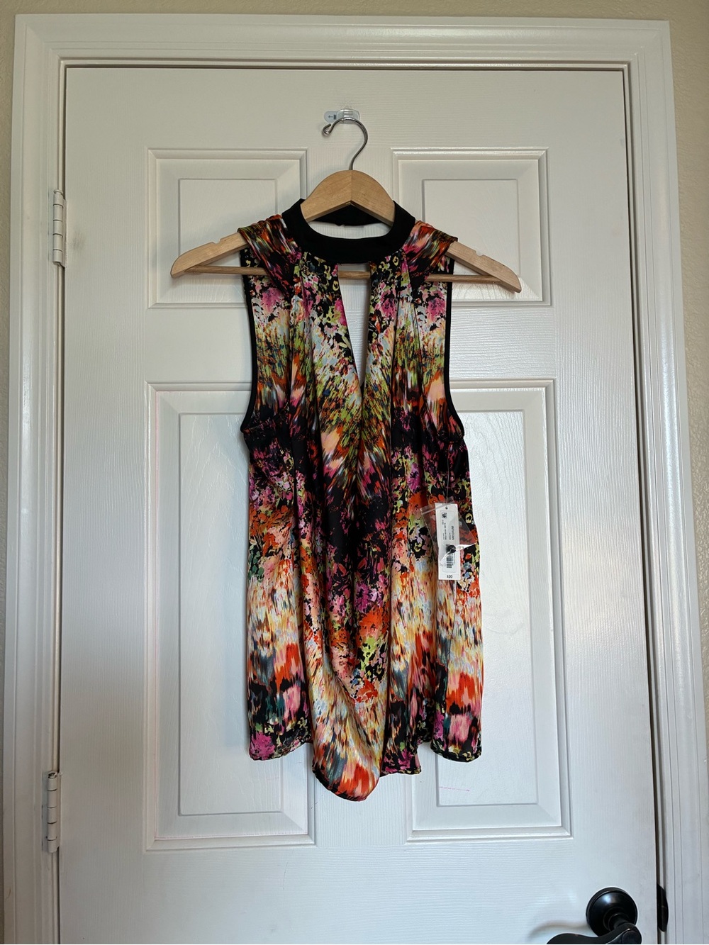 Sleeveless Multicolor Printed Halter Top - Pink, Orange, Black